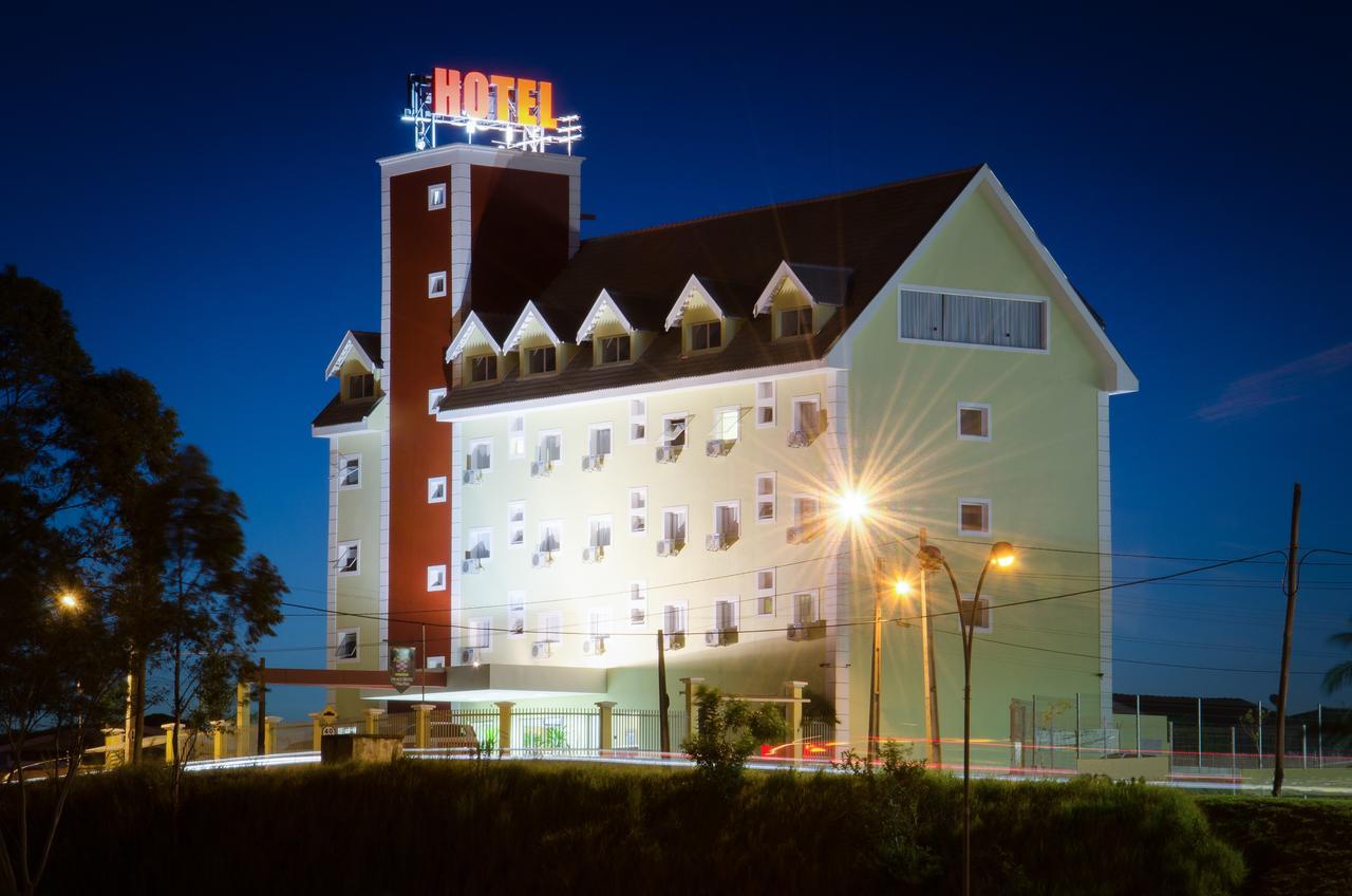 Godoy Palace Hotel Ltda Me 普鲁登特总统城 外观 照片